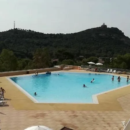 With One Bedroom In Agay, With Wonderful Sea View, Pool Acce Apartment *
